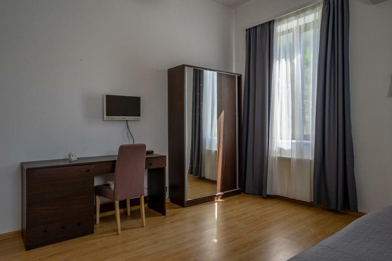 Vera View Hotel Tiflis Dış mekan fotoğraf